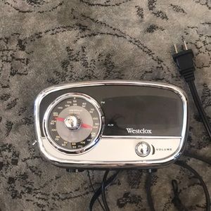 Electric radio alarm clock